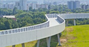 Deponie Georgswerder: Lochbleche verwandeln das Umweltproblem in einen Energielieferanten Deponie Georgswerder: Lochbleche verwandeln das Umweltproblem in einen Energielieferanten