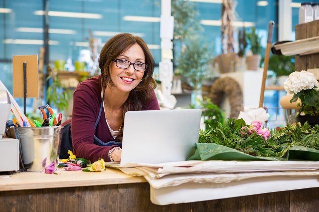 Finanzierung: Diese Neuunternehmerin hat alles bedacht, Sie hat ihren Online-Shop auf Erfolgskurs gebracht