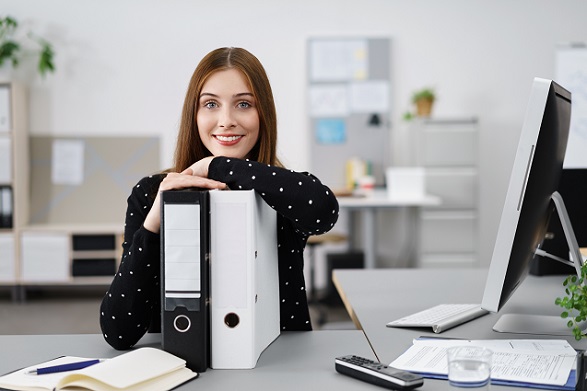 Je nach Sektor und Anforderungen an die Mitarbeiter, kann es sinnvoll sein, die Leistungen der Mitarbeiter stärker zu gewichten als die Zeit, in der sie tatsächlich im Büro anwesend sind.