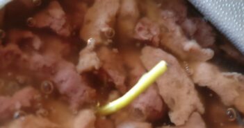 Die Hundefutter-Industrie zwischen Geldgier und Panikmache Die Hundefutter-Industrie zwischen Geldgier und Panikmache