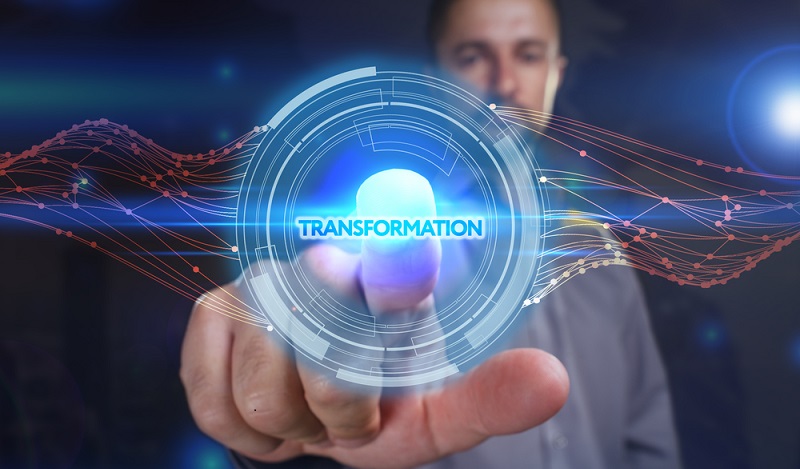 Wenn jedoch auf die Datentransformation verzichtet werden kann, verschwinden auch Probleme, die aus den fehleranfälligen Konvertierungs- und ETL-Prozessen resultieren. (#05)