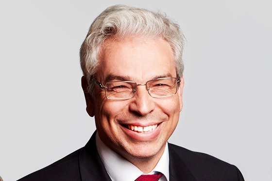 Geschäftsführer Gérard Sidoun verspricht: „Alle Pläne und Projektstände sind jederzeit und überall griffbereit und einsehbar.“(#01)