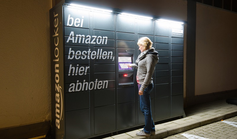 Bestellt über den Online Supermarkt Amazon die Prime Now-App, ist die Ware im gewünschten Zeitfenster innerhalb von wenigen Stunden da. (#01)