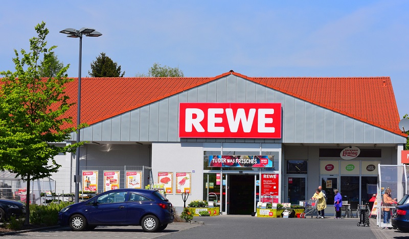 Der Markteintritt des Online Supermarktes Amazons könnte auch zu einer Verdrängung der Filialen von Edeka, Rewe, Kaufland und Real führen. (#02)