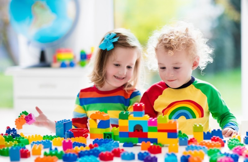 Gerade für die Fertigung von Kinder Spielzeug eignet sich die moderne Spritzgusstechnik besonders gut. (#4)