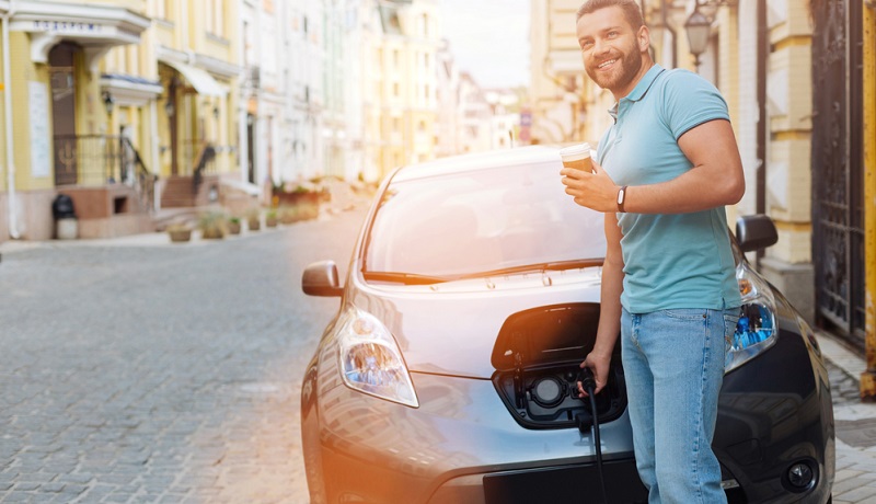 Gegen die positive Entschätzung der Kaufprämie für Elektrofahrzeuge durch die Hersteller steht aber die praktische Art und Weise, wie die Prämie bei den Kunden ankommt.