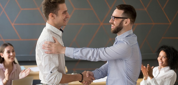 Cultural Fit: Mitarbeiter und die Unternehmensphilosophie Cultural Fit: Mitarbeiter und die UnternehmensphilosophieCultural Fit: Mitarbeiter und die Unternehmensphilosophie