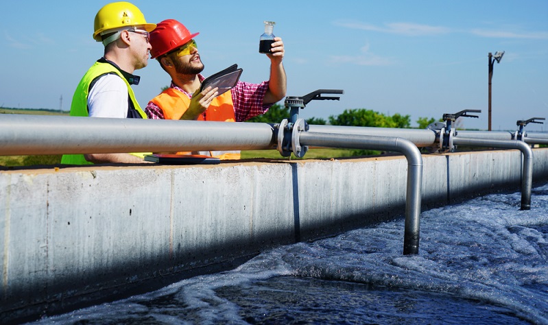 Das Thema Wasseraufbereitung spielt für AERZEN eine übergeordnete Rolle und so wird ein umfassender Service für diesen Bereich angeboten. ( Foto: Shutterstock- Avatar 023)