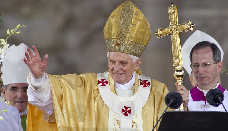 Damals veröffentlichte der Vatikan all diese Briefe auf seiner Webseite, nannte dabei die Namen der Absender aber nicht. Papst Benedikt hätte diesen Menschen niemals antworten können, diese wäre zeitlich und arbeitstechnisch ein Ding der Unmöglichkeit gewesen. ( Foto: Shutterstock-Maxisport )