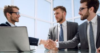 Unkomplizierte Kredite für Selbstständige: Nicht abgezockt werden Unkomplizierte Kredite für Selbstständige: Nicht abgezockt werden ( Foto: Shutterstock- ASDF_MEDIA )