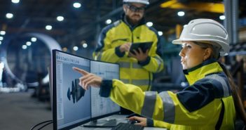 Industriefachwirt: Das ist drin für Sie Industriefachwirt: Das ist drin für Sie (Foto: shutterstock - Gorodenkoff)
