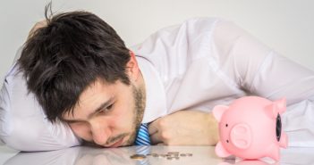 Banken ohne Schufa 2020: SCHUFA-freie Konten, Kredite & Co. Banken ohne Schufa 2020: SCHUFA-freie Konten, Kredite & Co. (Foto: Shutterstock - vchal)