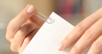 Link einfügen: Professionelles Arbeiten mit Word für Microsoft 365, Outlook für Microsoft 365, Word 2019 und Outlook 2019 Link einfügen: Professionelles Arbeiten mit Word für Microsoft 365, Outlook für Microsoft 365, Word 2019 und Outlook 2019 (Foto: shutterstock - Pheelings media)