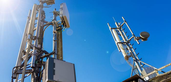 Der 5G-Netzausbau benötigt noch Zeit. Erste 5G-Netz-Angebote auf Basis 5G NSA sind vorhanden, bis zum erstrebenswerten 5G SA wird noch viel Zeit vergehen. Doch auch dann wird es kein lückenloses 5G-Netz geben. Die 5G-Netz-Karten der Mobilfunkanbieter geben einen ersten Überblick. (Foto: shutterstock - TPROduction)