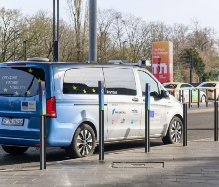 Teleoperations-Demonstrator im Stra&szlig;enumfeld (Foto: Arnold NextG)