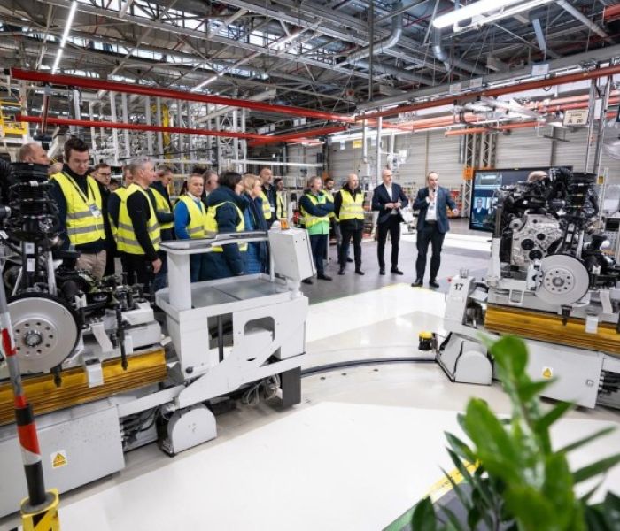 Werksf&uuml;hrung durch das Volkswagen Poznan Werk (Foto: Volkswagen Poznan)